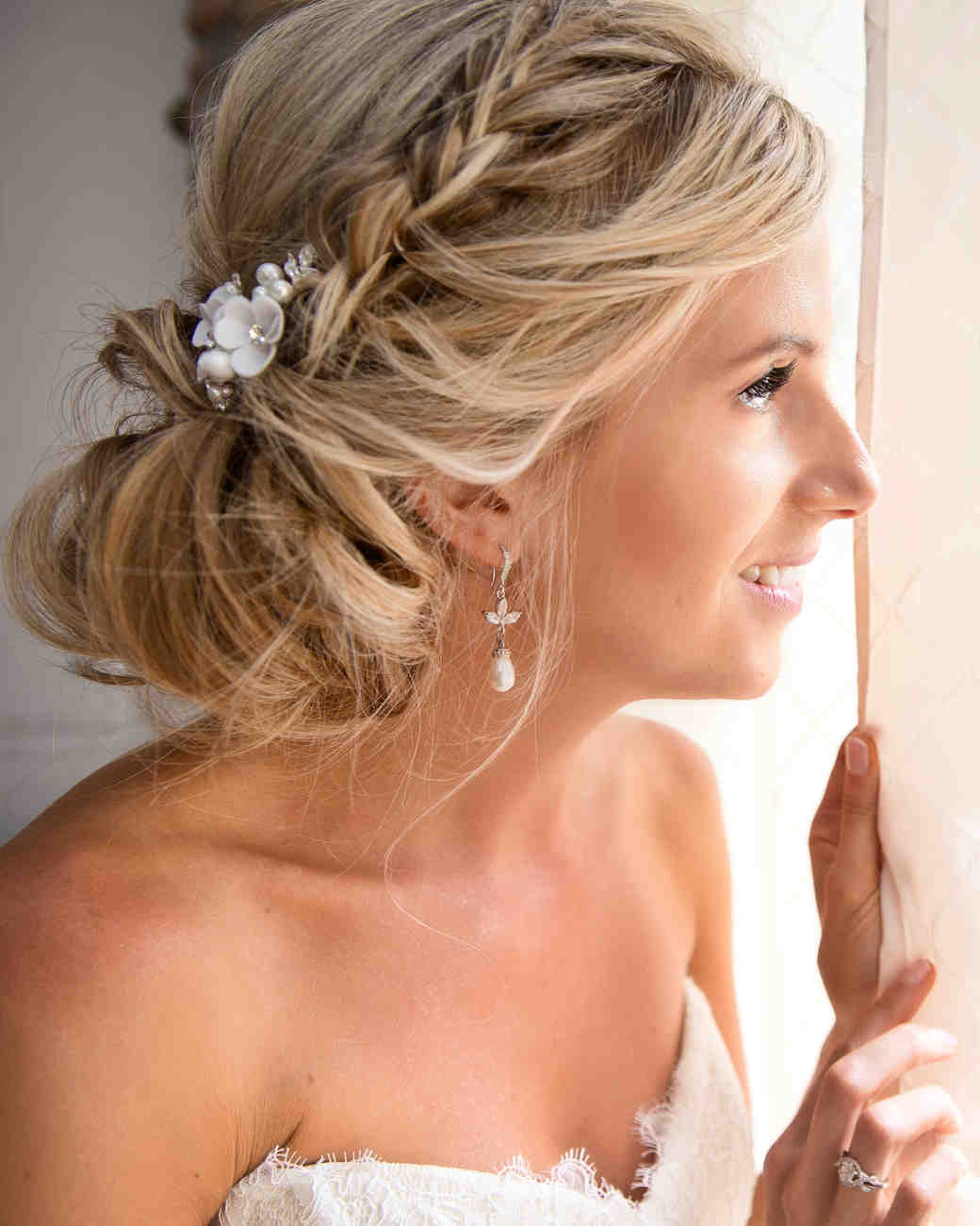 dress - Hairstyles wedding up and to the side video dress - Hairstyles wedding up and to the side video
